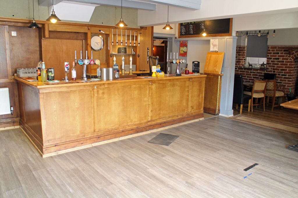 Property photo 2 of 6