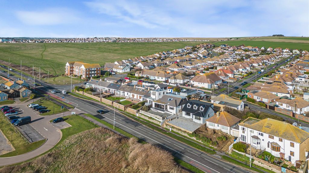 Additional image 50 of 4 bed detached house for saleSouth Coast Road, Telscombe Cliffs, Peacehaven, East Sussex BN10