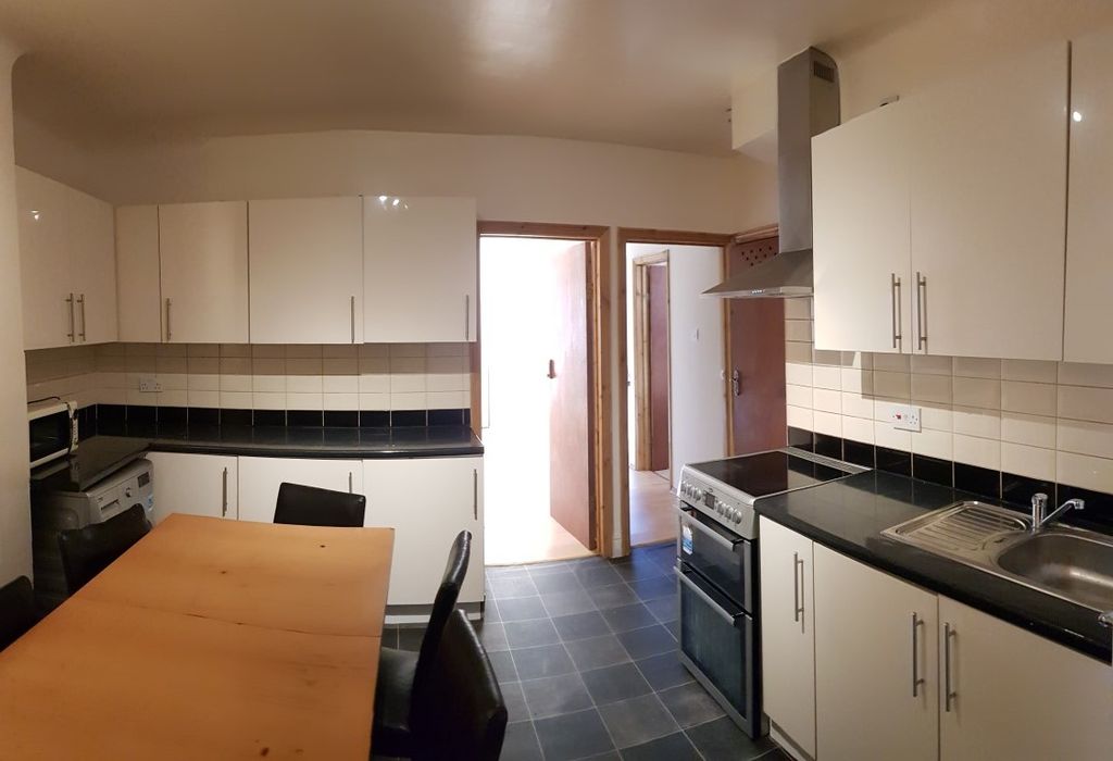 Property photo 2 of 2