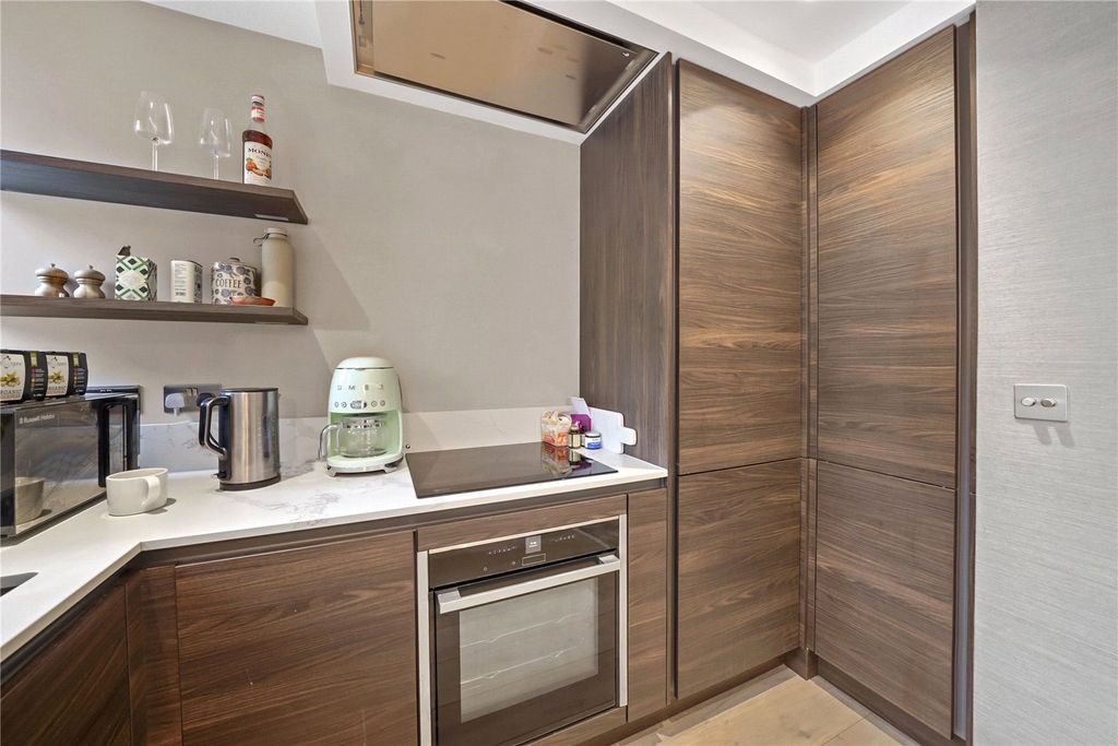 Property photo 3 of 7 Picture No. 15