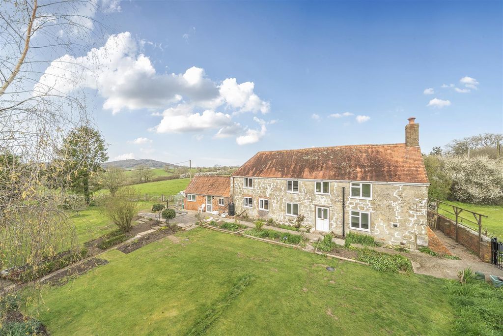 Property photo 1 of 18 Elevated