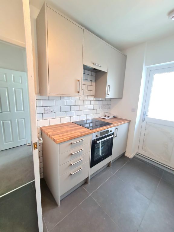 Property photo 2 of 4