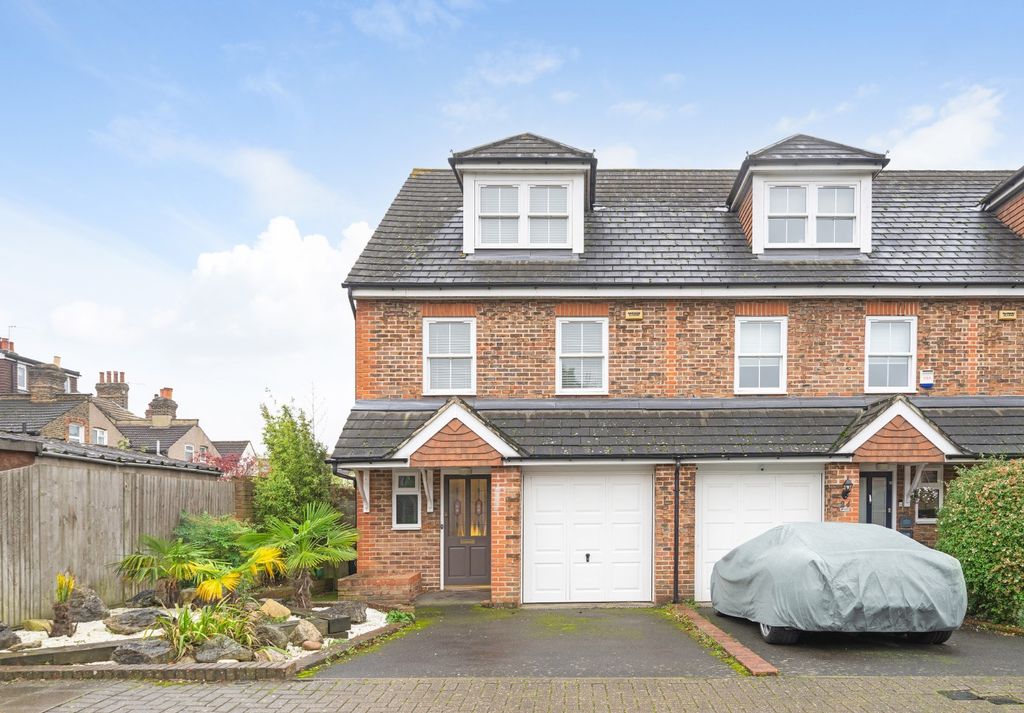 Property photo 1 of 19 2824761