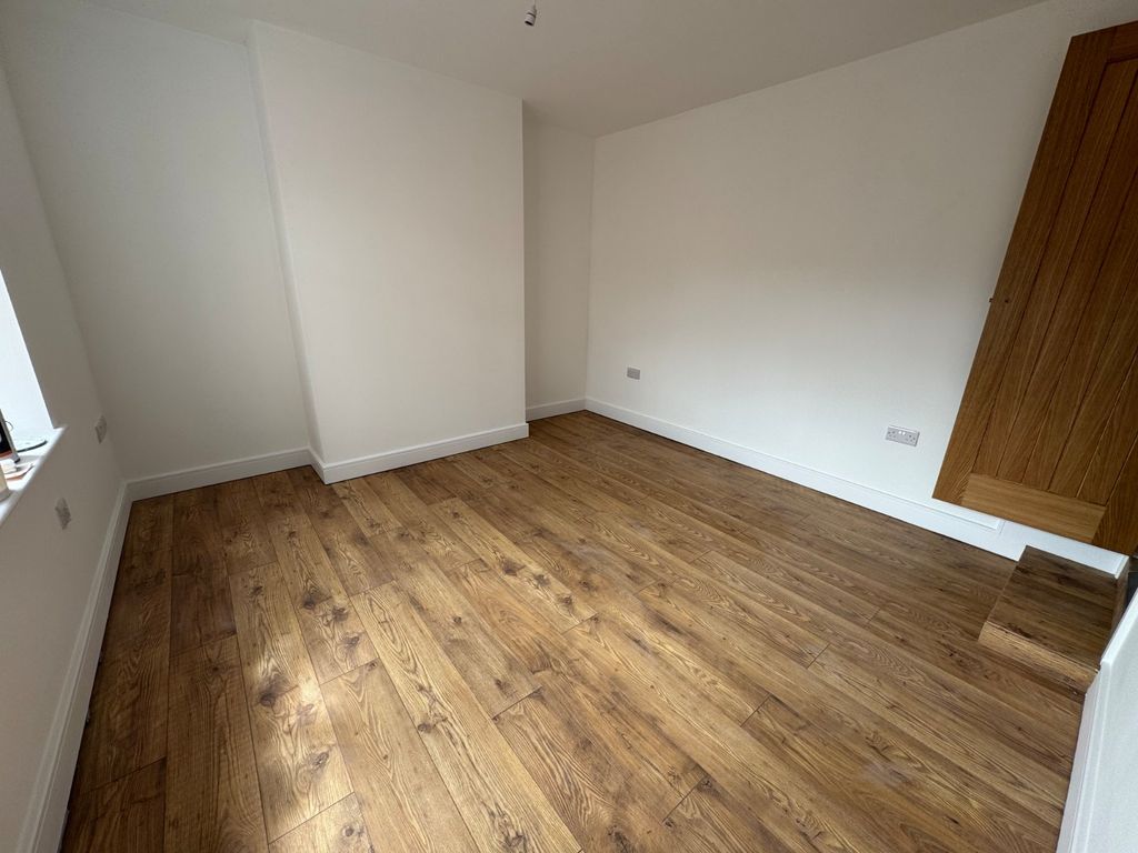 Property photo 2 of 6 Picture No. 02