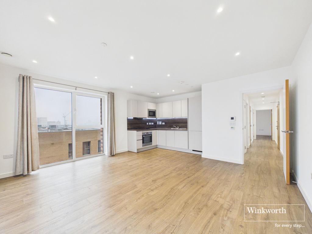 Property photo 2 of 10 Living Room Open