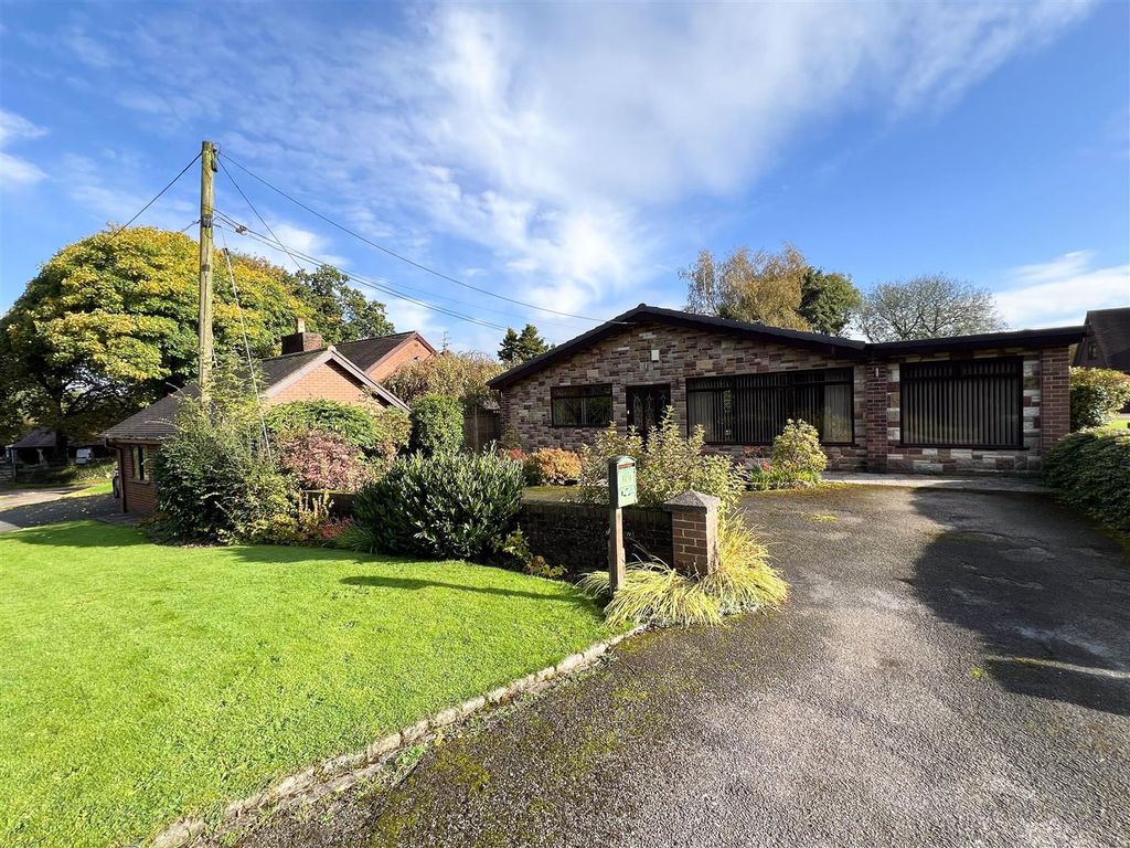 Property photo 2 of 27