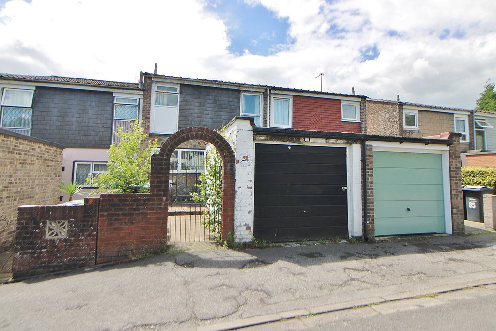 Property photo 1 of 11