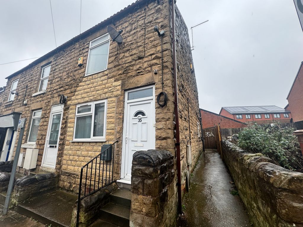 Property photo 1 of 5