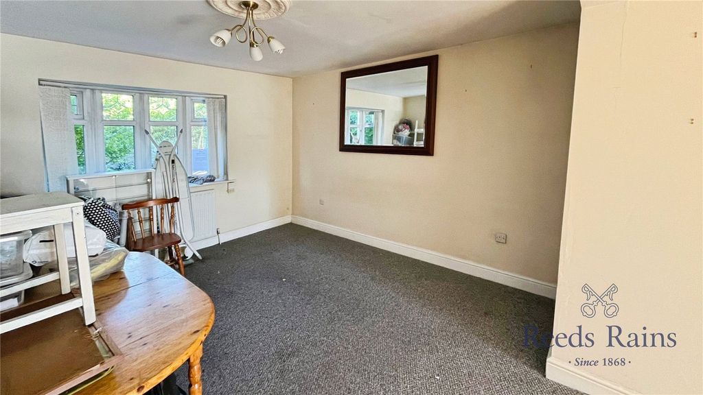 Property photo 2 of 17 Picture No. 55