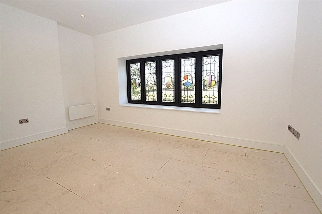 Property photo 3 of 10 Picture No. 06
