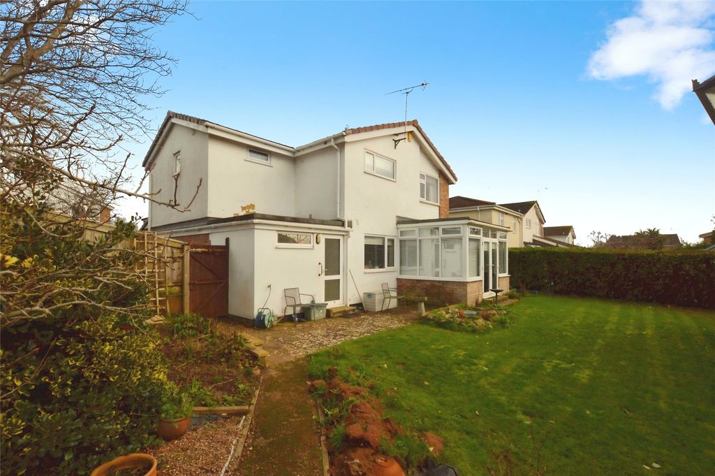 Property photo 2 of 17 Rear