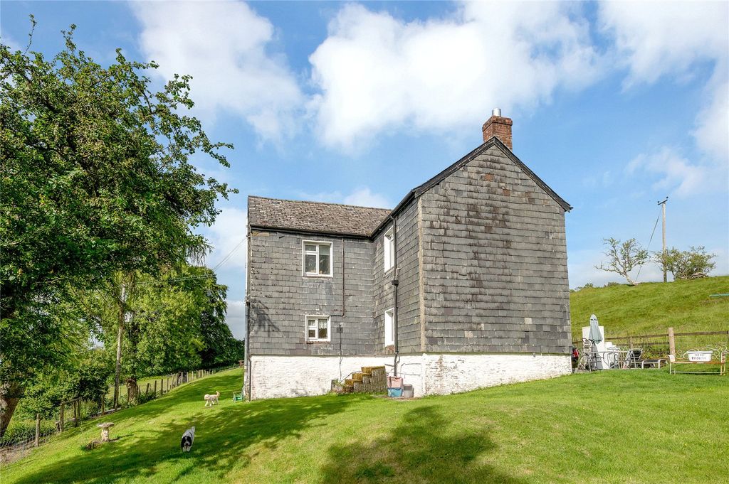 Property photo 2 of 10 Picture No. 42