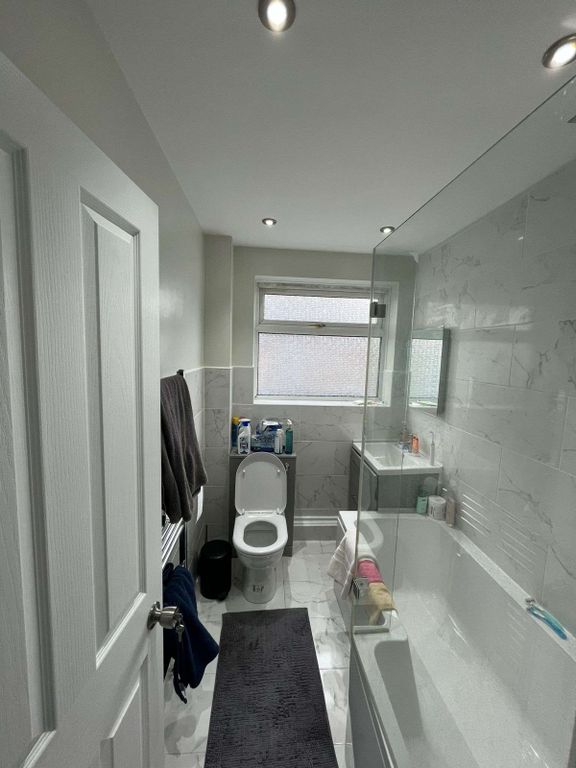 Property photo 2 of 9 Gallery