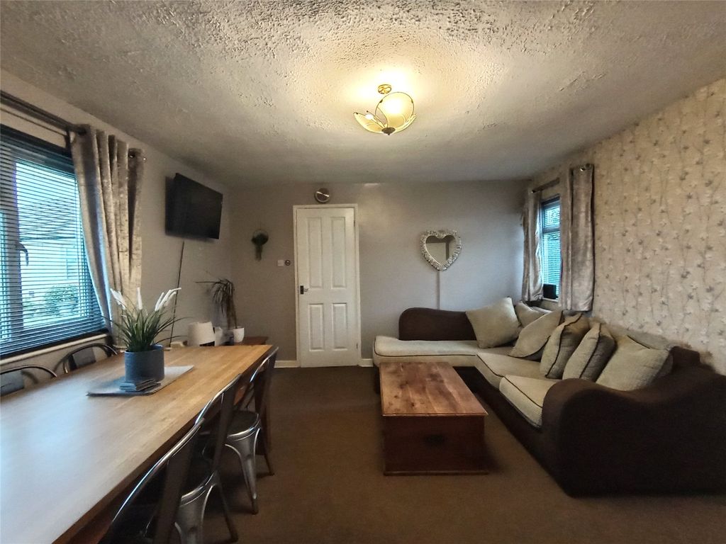 Property photo 3 of 15 Picture No. 03