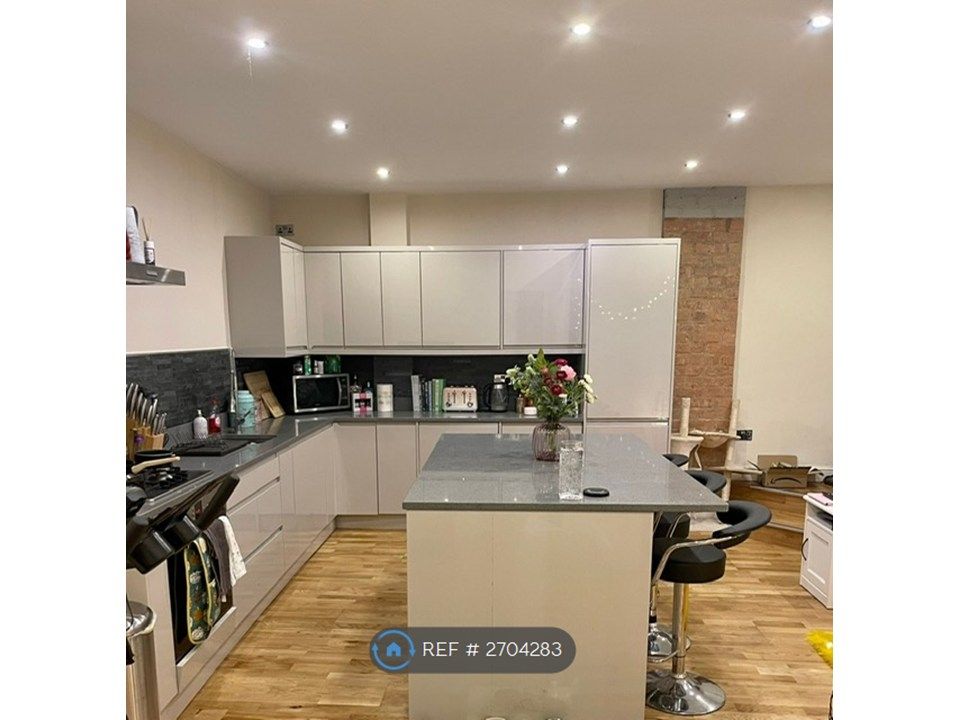 Property photo 2 of 15 Open Plan Kitchen