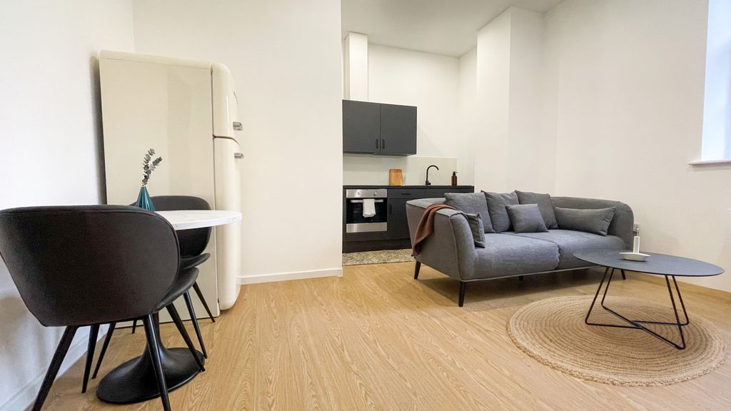 Property photo 2 of 5 Img_836_6_Original (1)