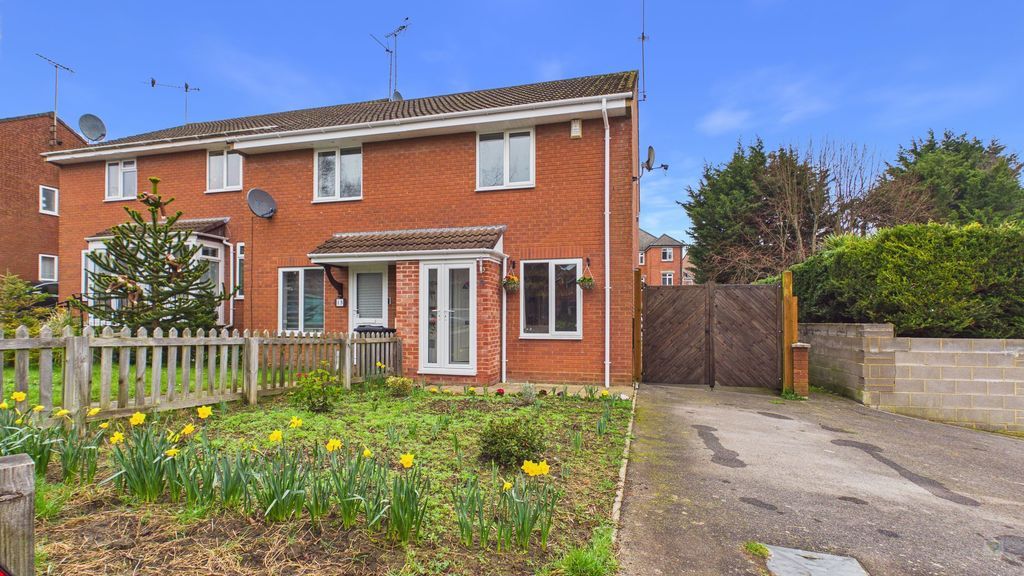 Property photo 1 of 18 Photo 3