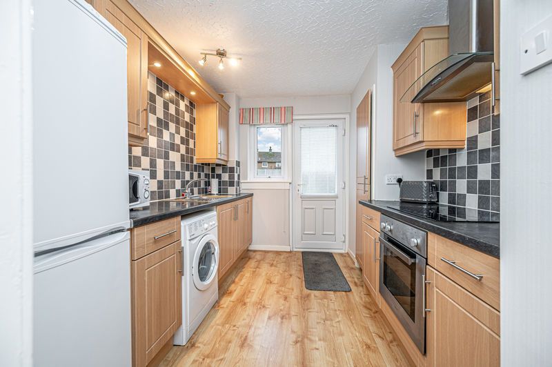 Property photo 2 of 19 Kitchen