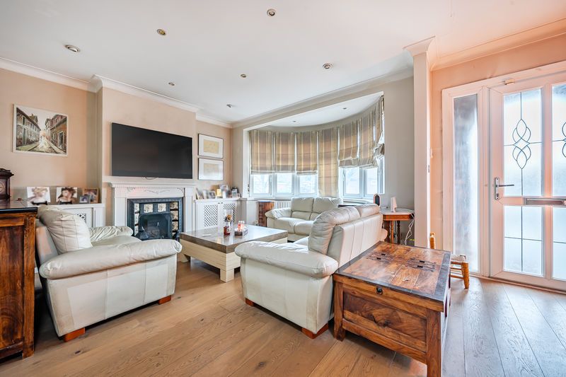 Property photo 3 of 19 Photo 12