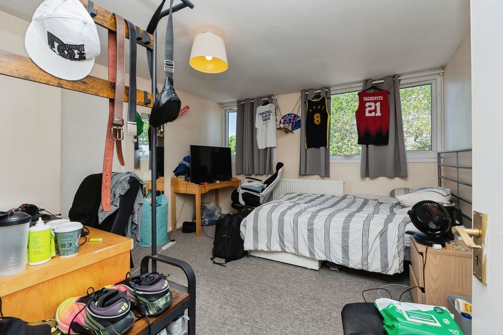 Additional image 14 of 4 bed maisonette for saleStaple Hill Road, Bristol BS16