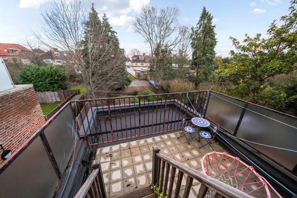 Property photo 3 of 11 1404806-9-697A3F1...