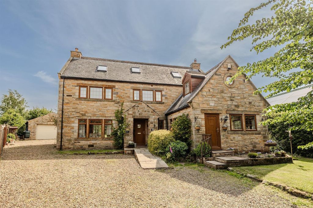 Property photo 1 of 30