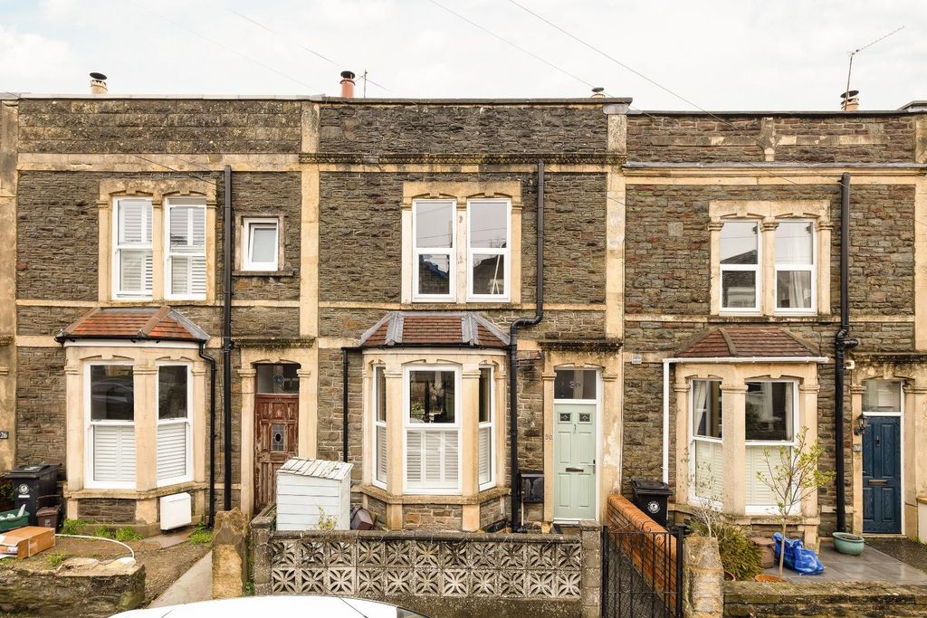 Property photo 2 of 24 Char7046.Jpg