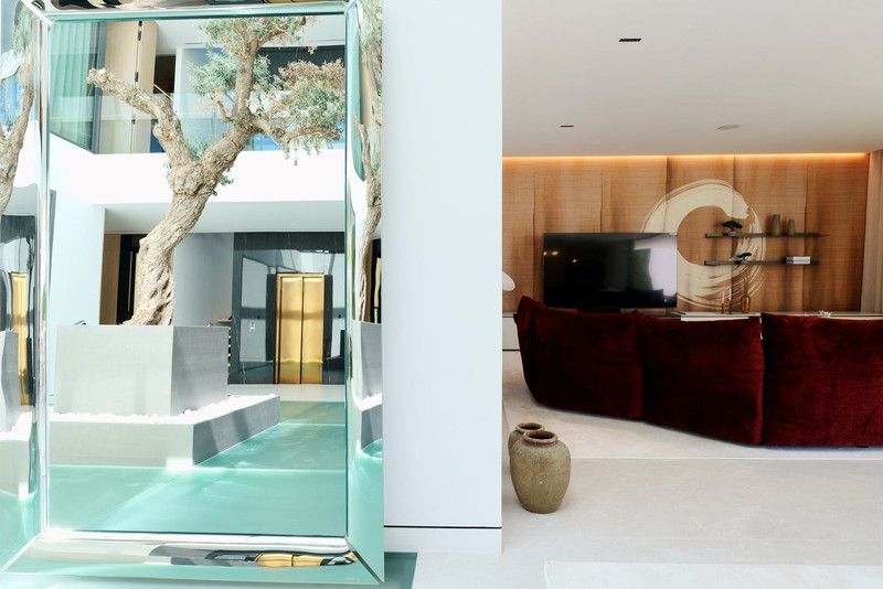 Property photo 2 of 73