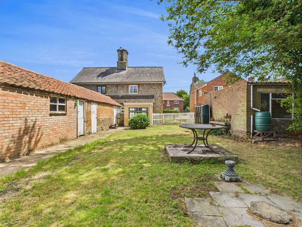Property photo 2 of 15