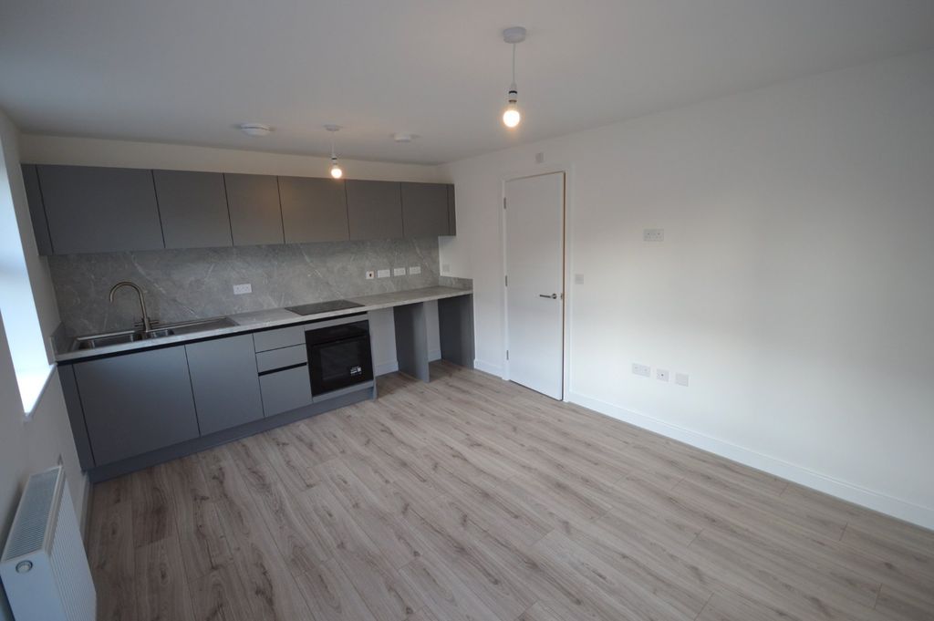 Property photo 1 of 8 Picture No. 05