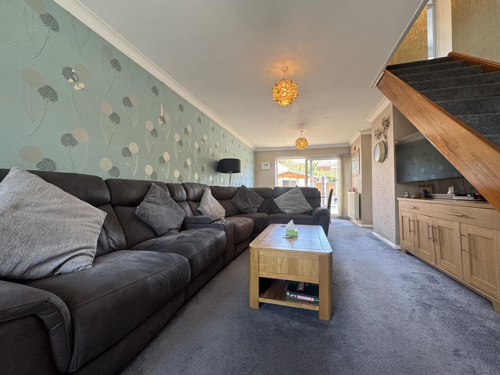 Property photo 2 of 38
