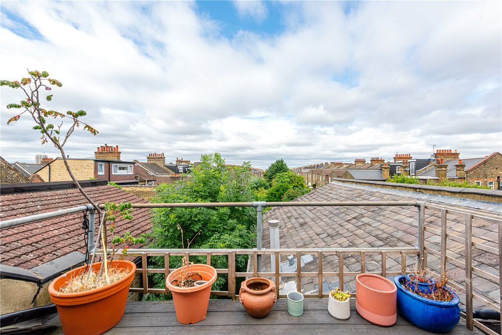 Property photo 2 of 13 Picture No. 44