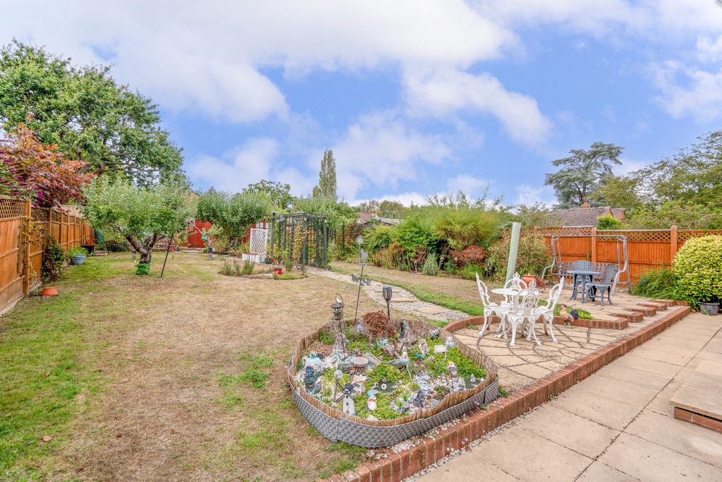 Property photo 3 of 32