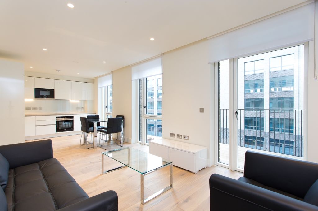 Property photo 1 of 8 Living Area