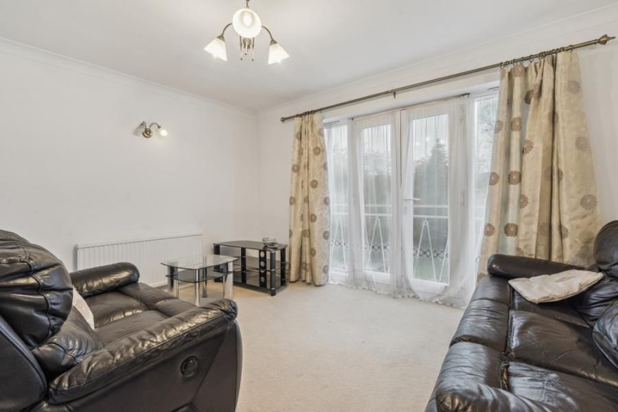 Property photo 2 of 11