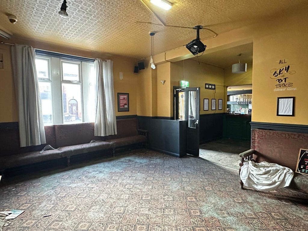 Property photo 3 of 21