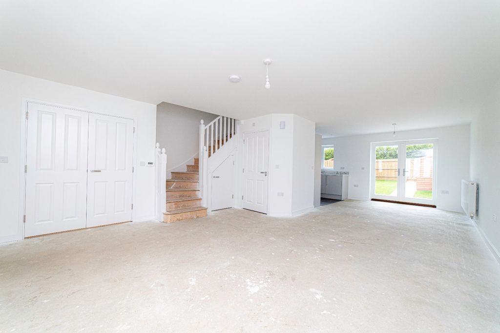 Property photo 3 of 15 Picture 3