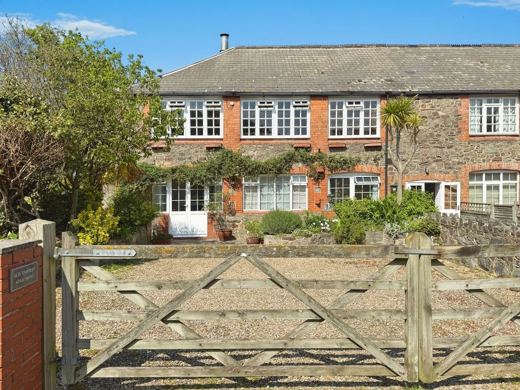 Property photo 1 of 24