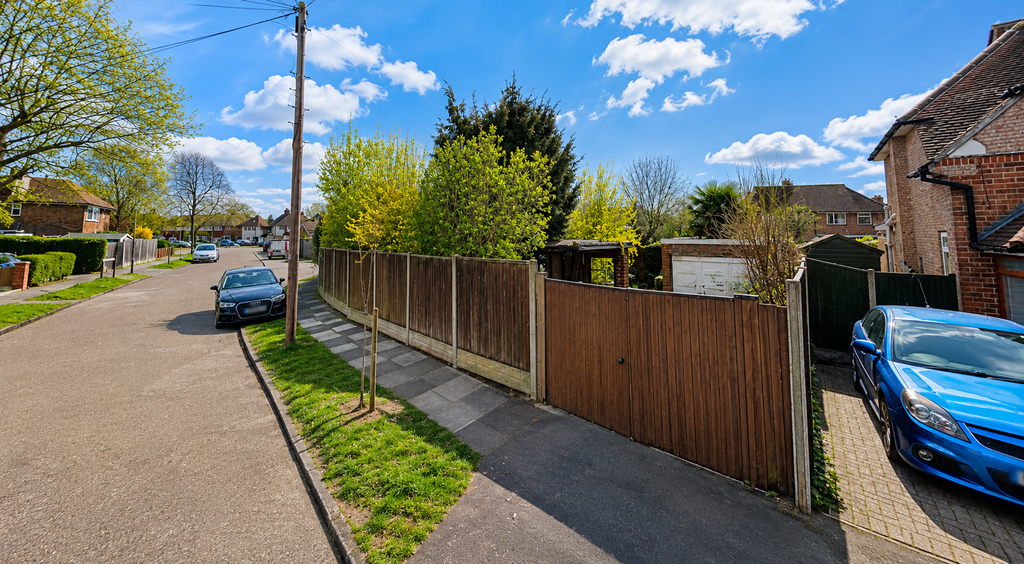 Property photo 2 of 4