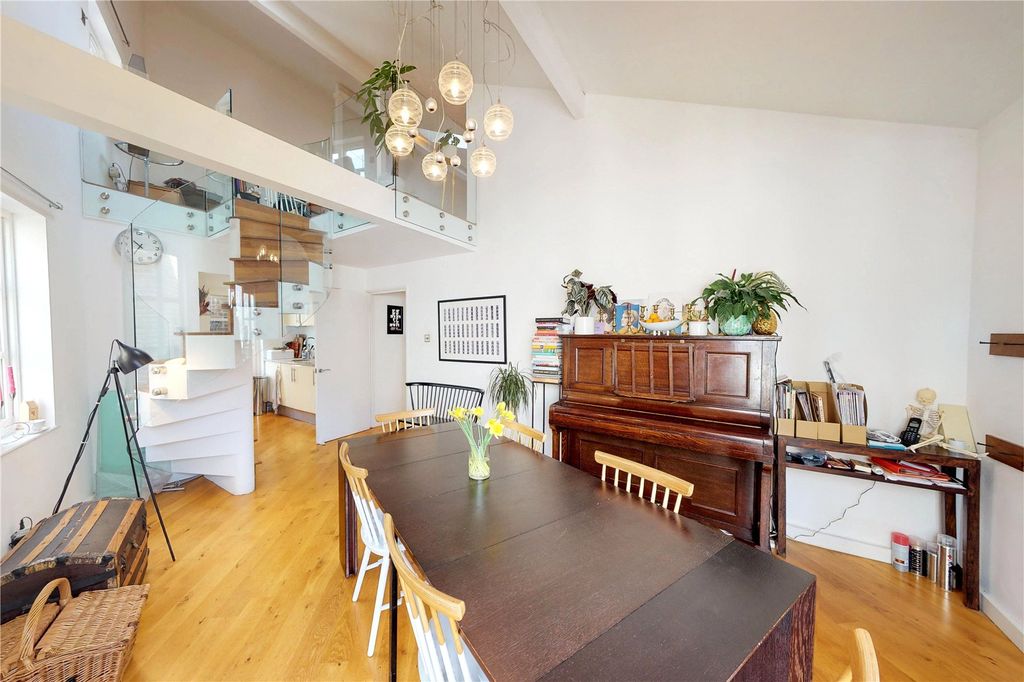 Property photo 2 of 14 Reception Room