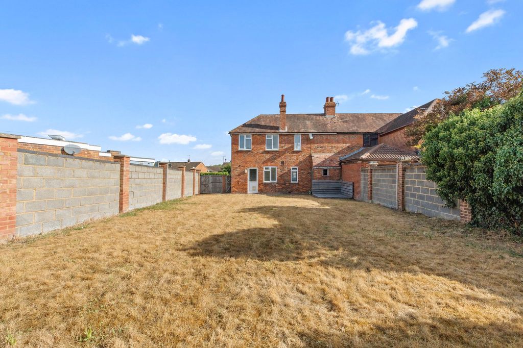 Property photo 2 of 13