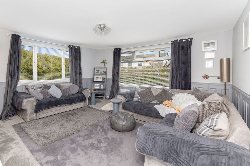 Property photo 2 of 34 Property Image 2