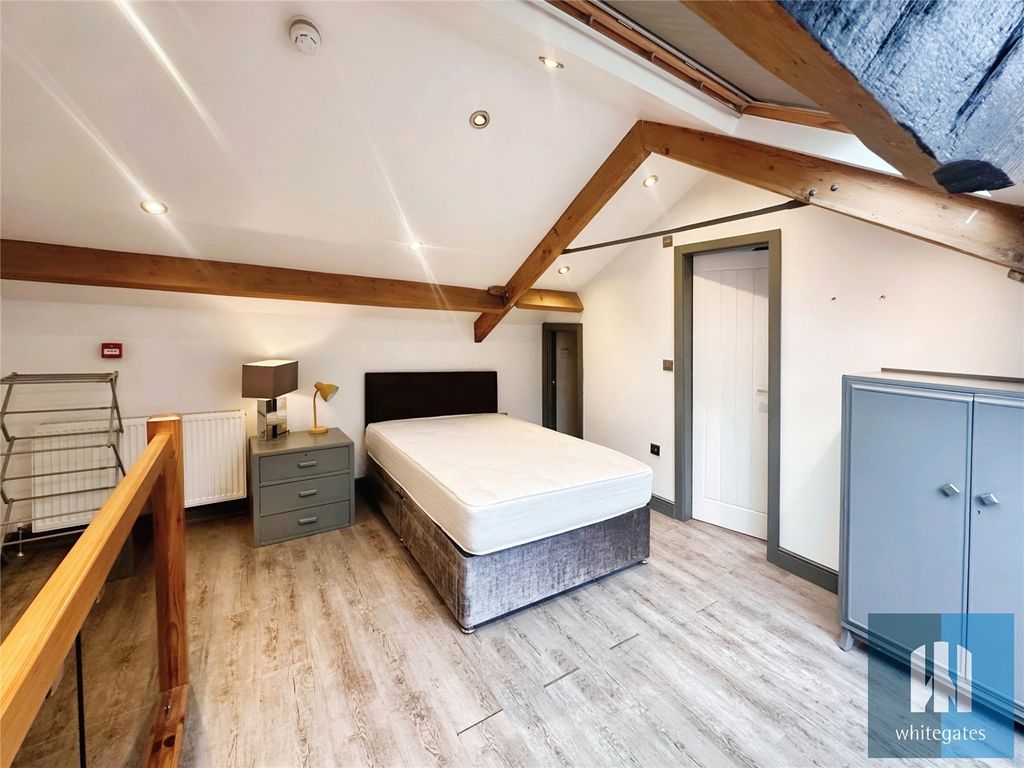 Property photo 2 of 8 Picture No. 26