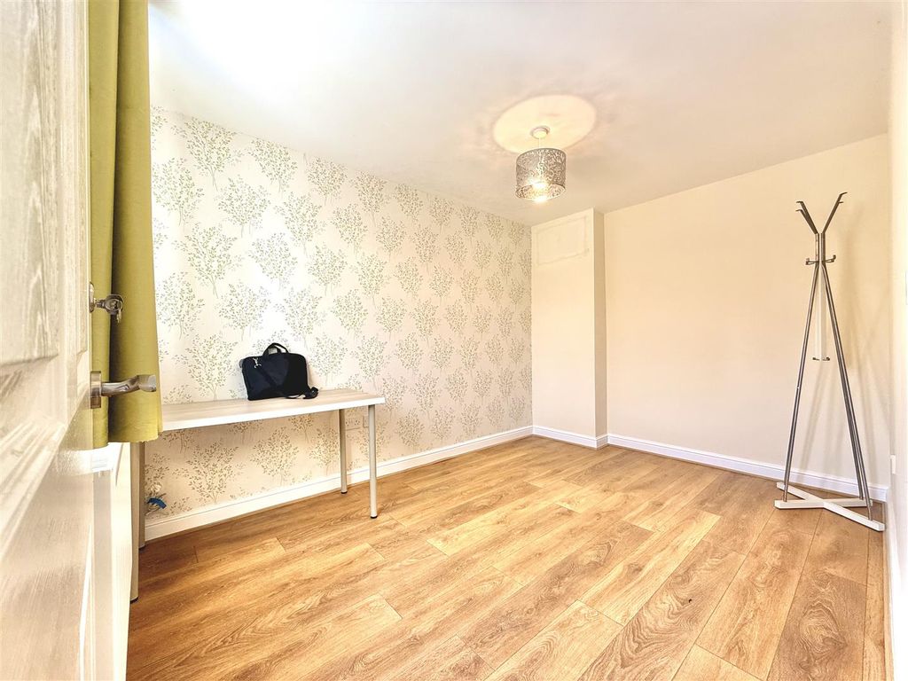 Property photo 3 of 23 Img_E1367.Jpg