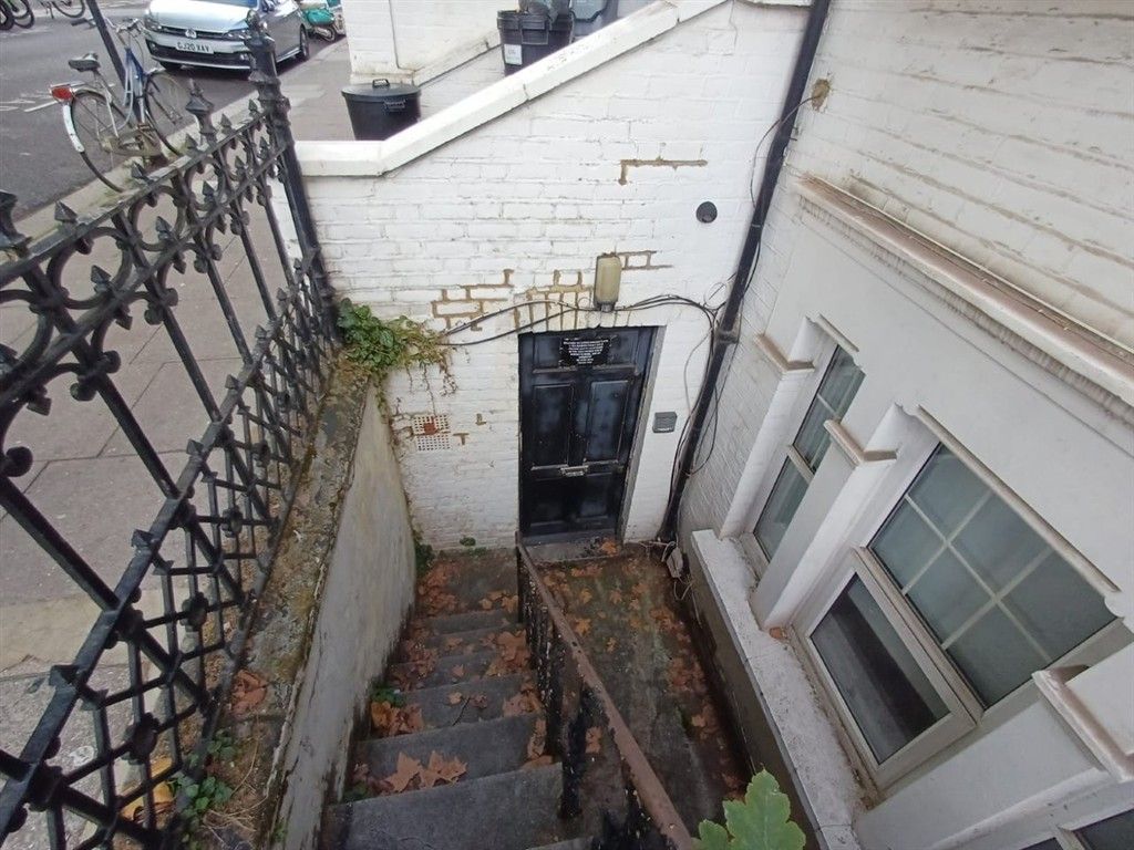 Property photo 2 of 2