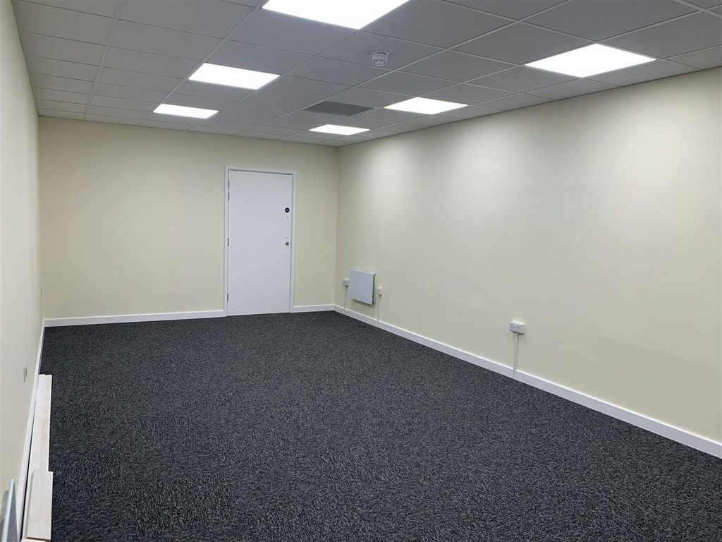 Property photo 2 of 8 Img_4974.Jpg