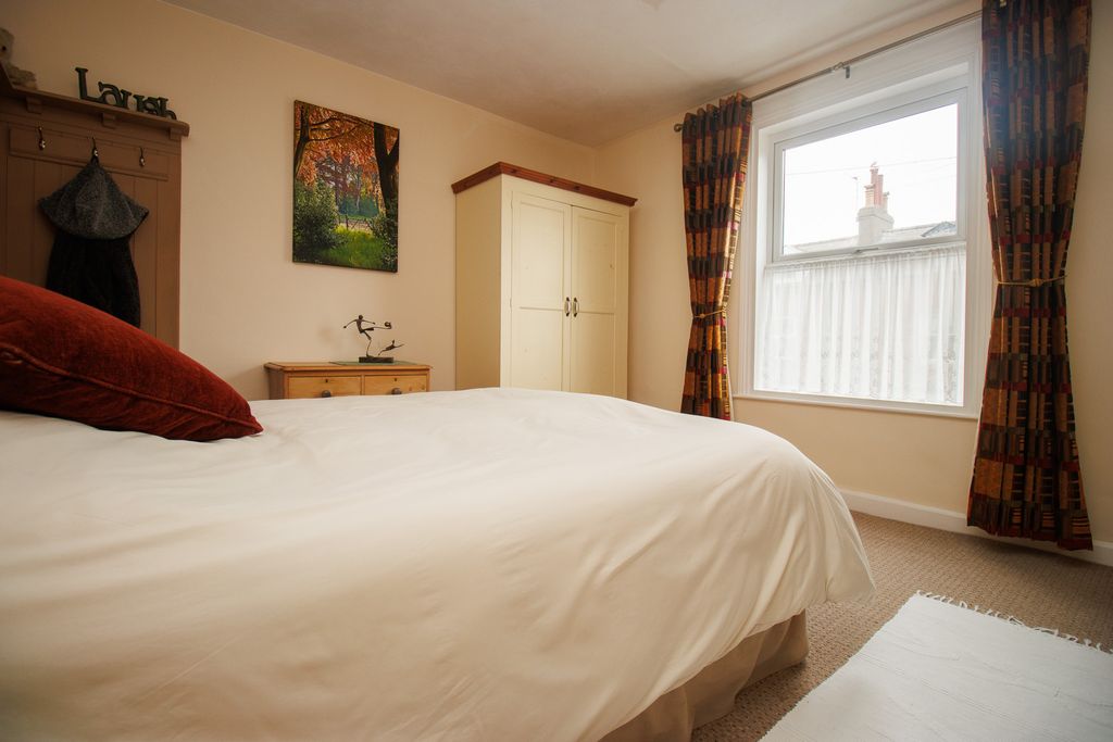 Additional image 11 of 4 bed terraced house for saleWest Avenue, Filey YO14
