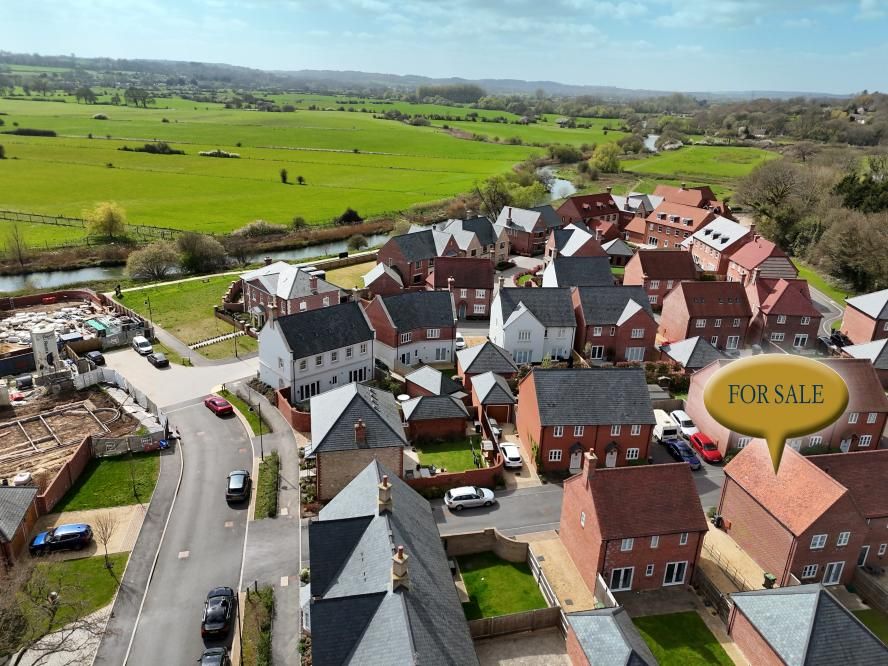 Property photo 2 of 13 Agents Notes