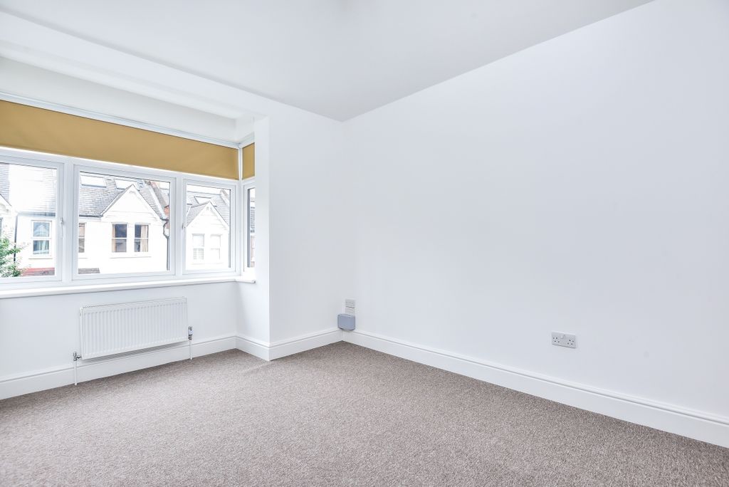 Property photo 3 of 6 301284 (3)