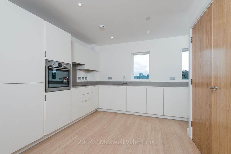 Property photo 2 of 16 Photo 6